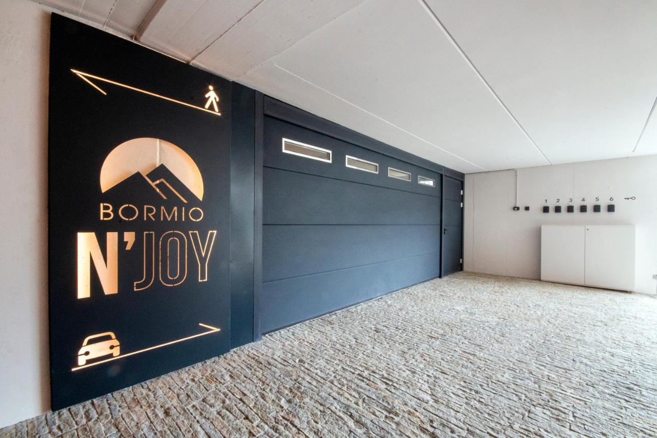 N'joy Hotel